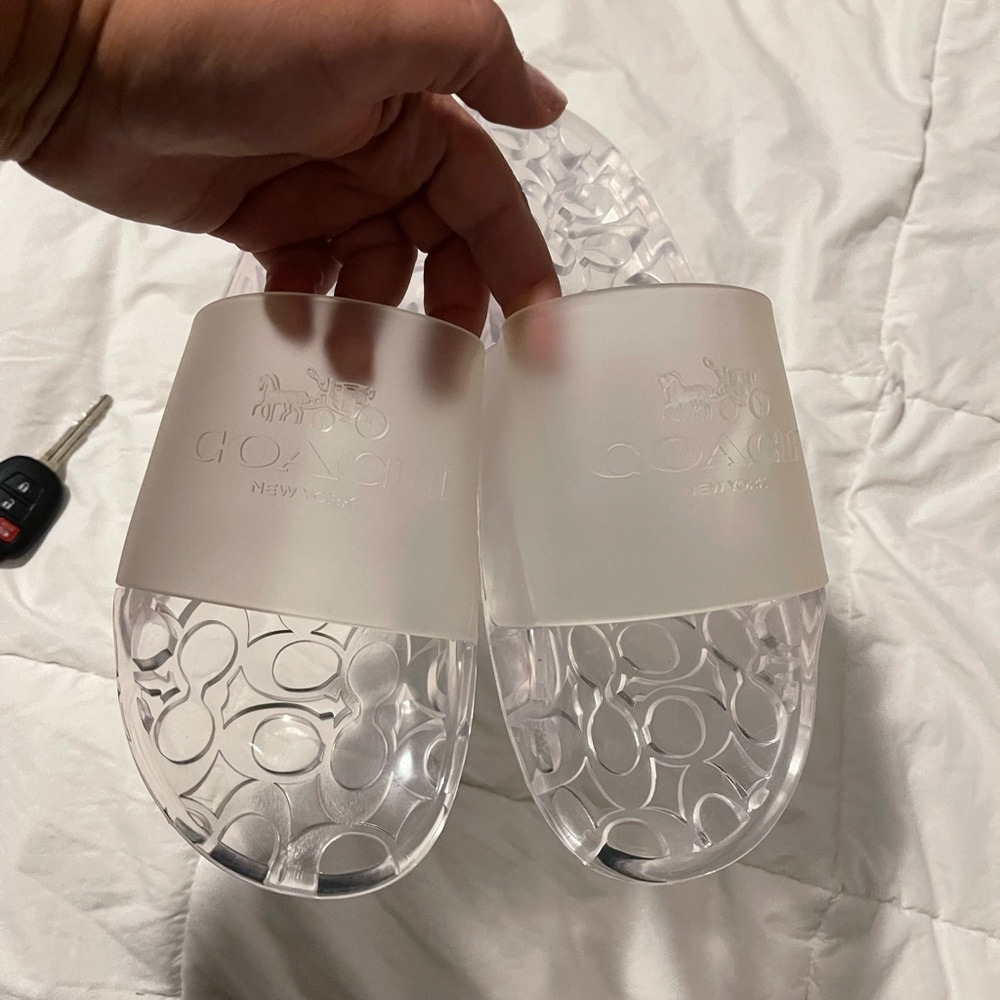 Ulyssa Logo Transparent Slides - image 2